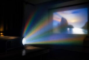 découvrez les secrets fascinants de l'effet arc-en-ciel sur les vidéoprojecteurs et comprenez comment ce phénomène impacte votre expérience visuelle.